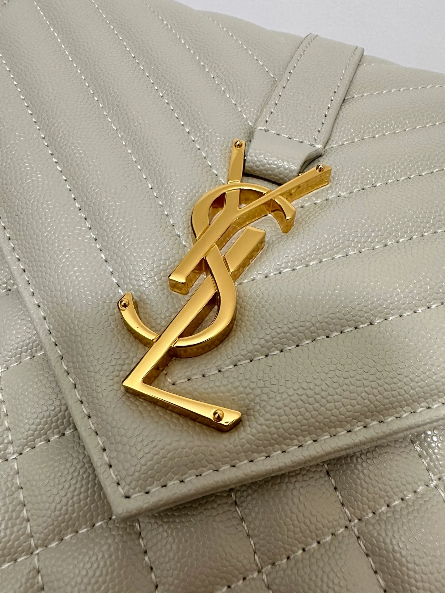 YSL Envelope - Off white