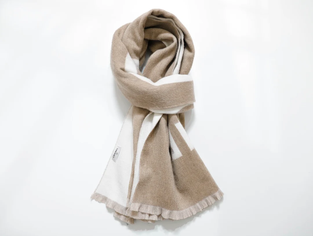 Классический шарф Chanel с логотипом - 70 см - 200 см - Кашемир - Шерсть - 1 шт.