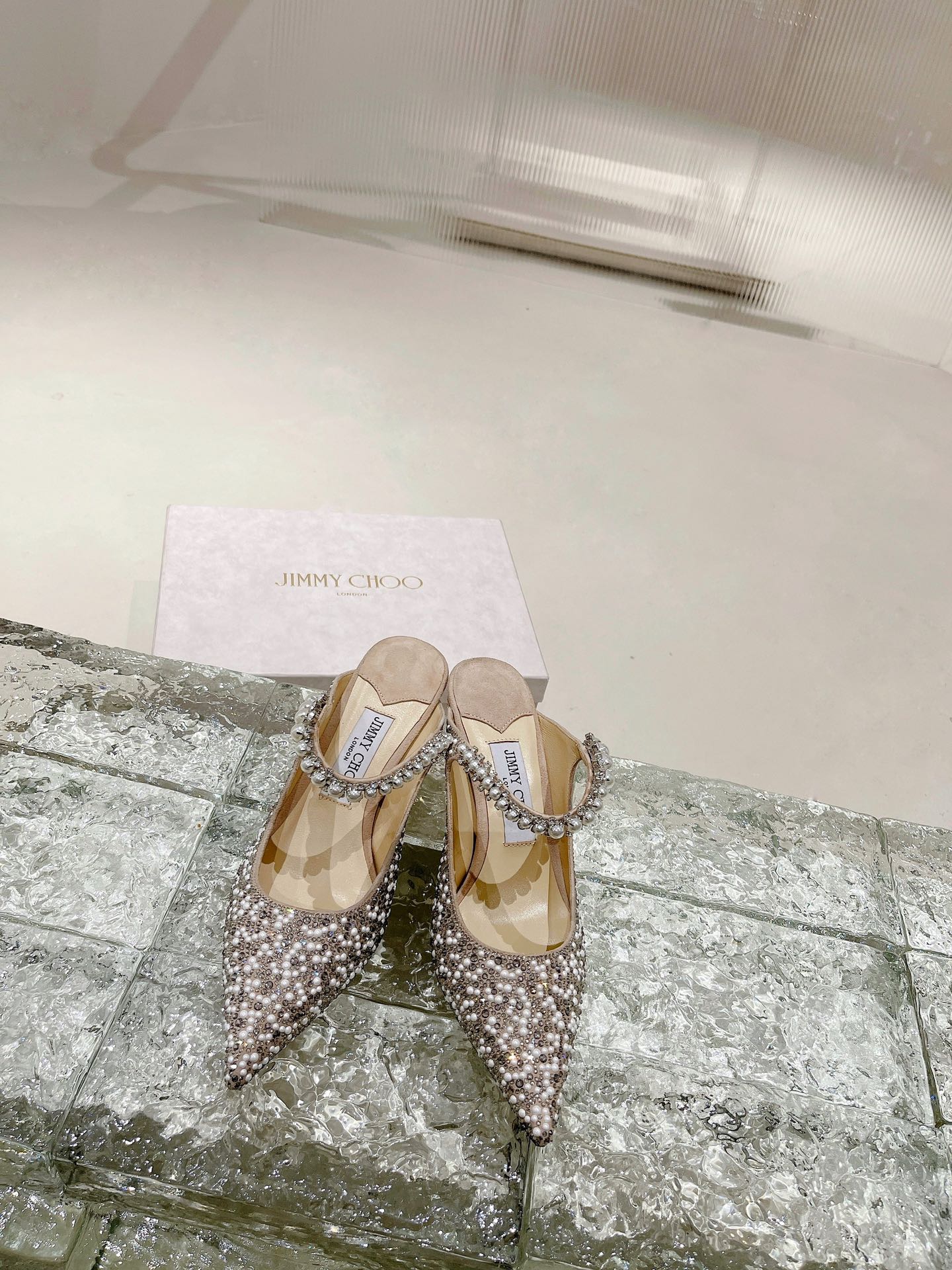 Туфли на высоком каблуке Jimmy с острым носком и жемчужной отделкой - 6-5 см - серебристые