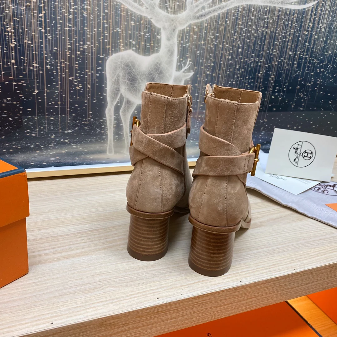 Ботильоны Hermes 2023 из телячьей кожи - абрикосовый цвет