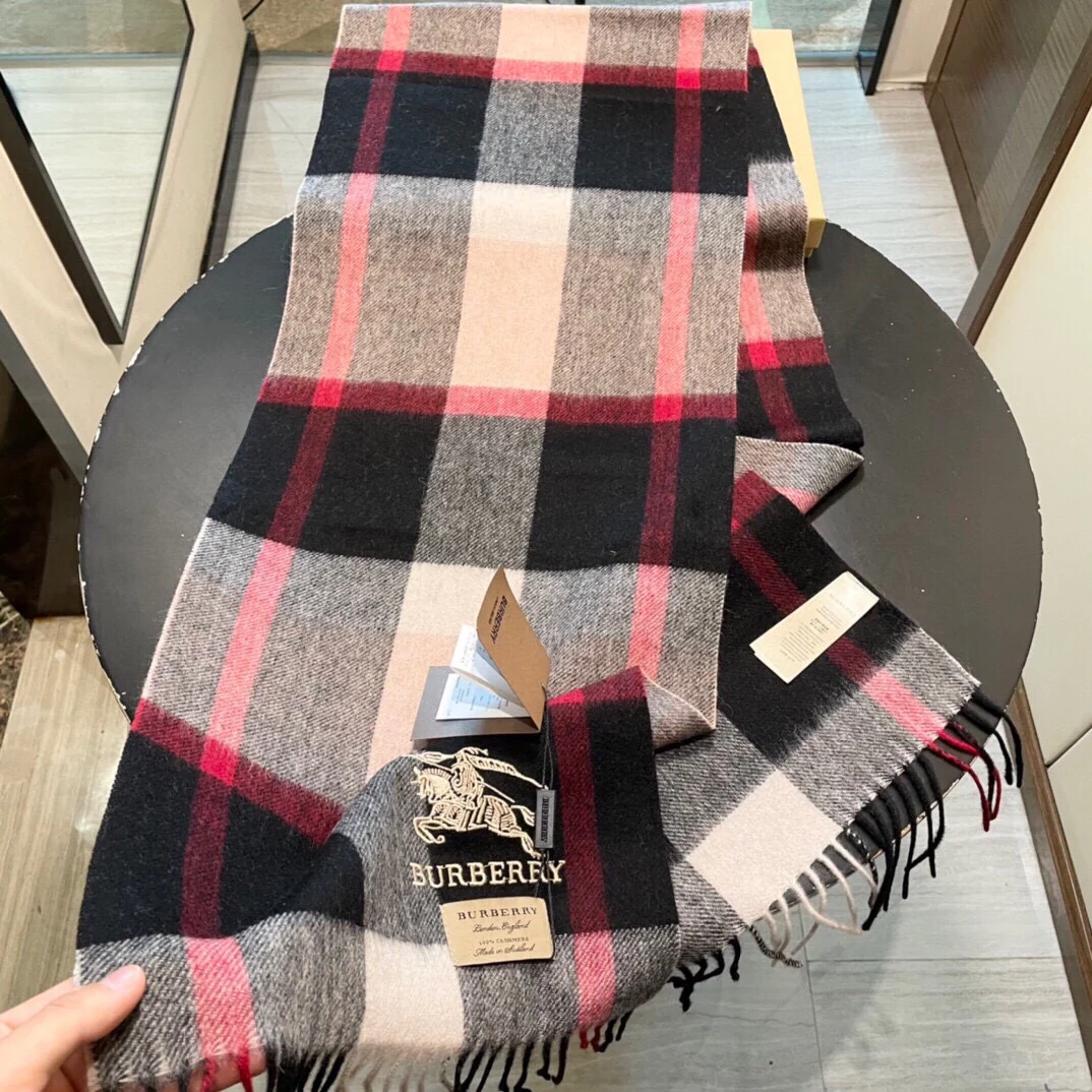 Кашемировый шарф Burberry - 1 шт.