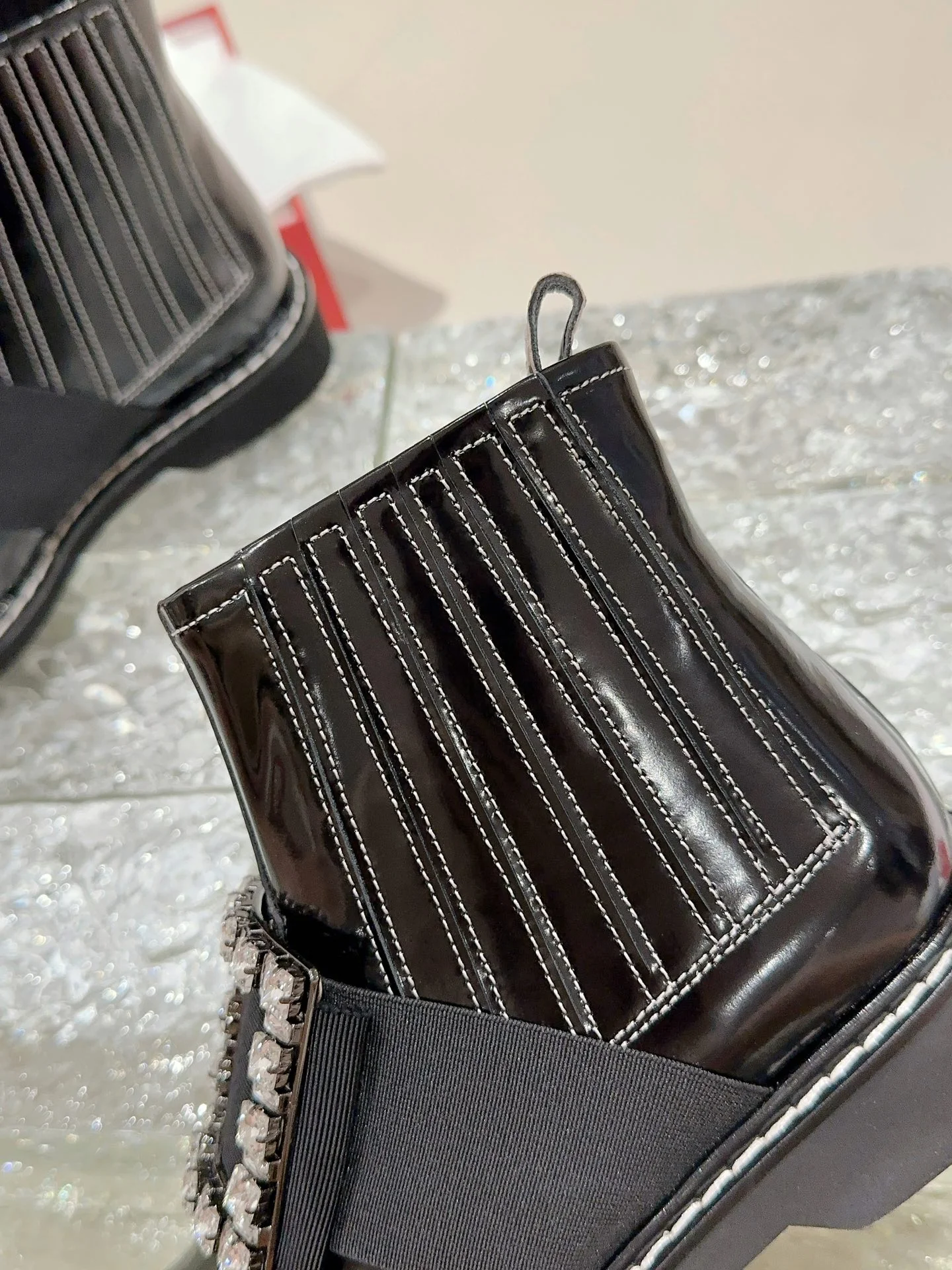 Ботильоны с квадратным носком и пряжкой - 2024 - Ботильоны с металлической пряжкой - Черные - 1