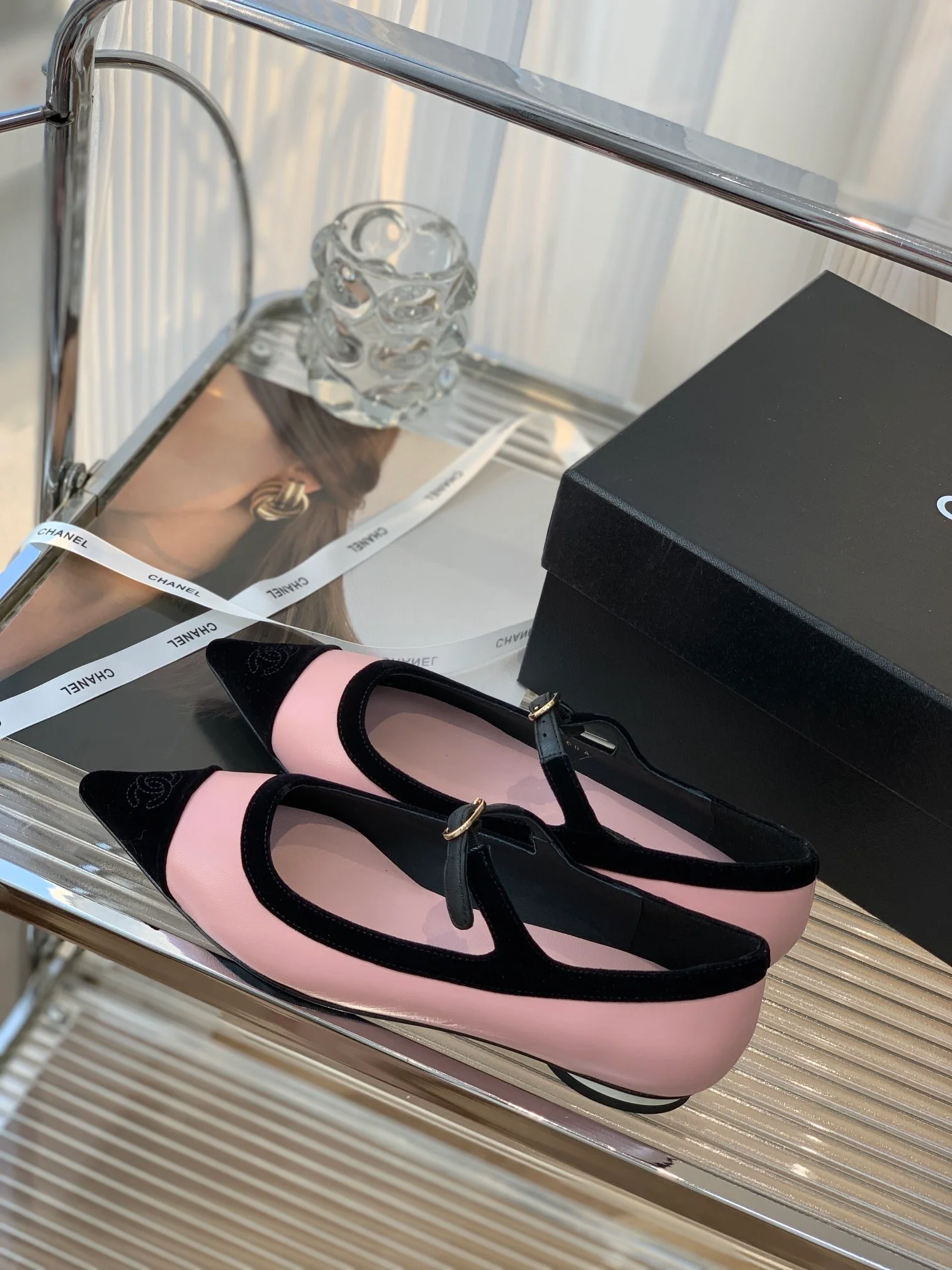 Туфли Мэри Джейн от Chanel — бархат и овечья кожа — розовые