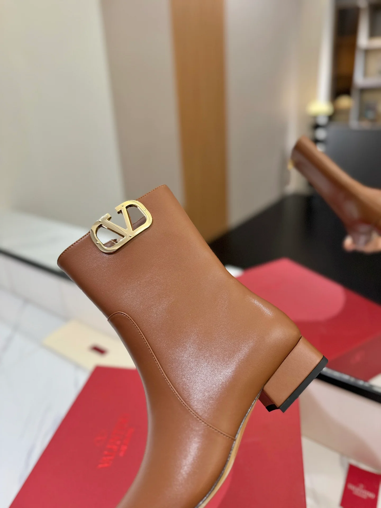 Ботильоны Valentino 2024 из кожи - Кофейно-коричневый - 1