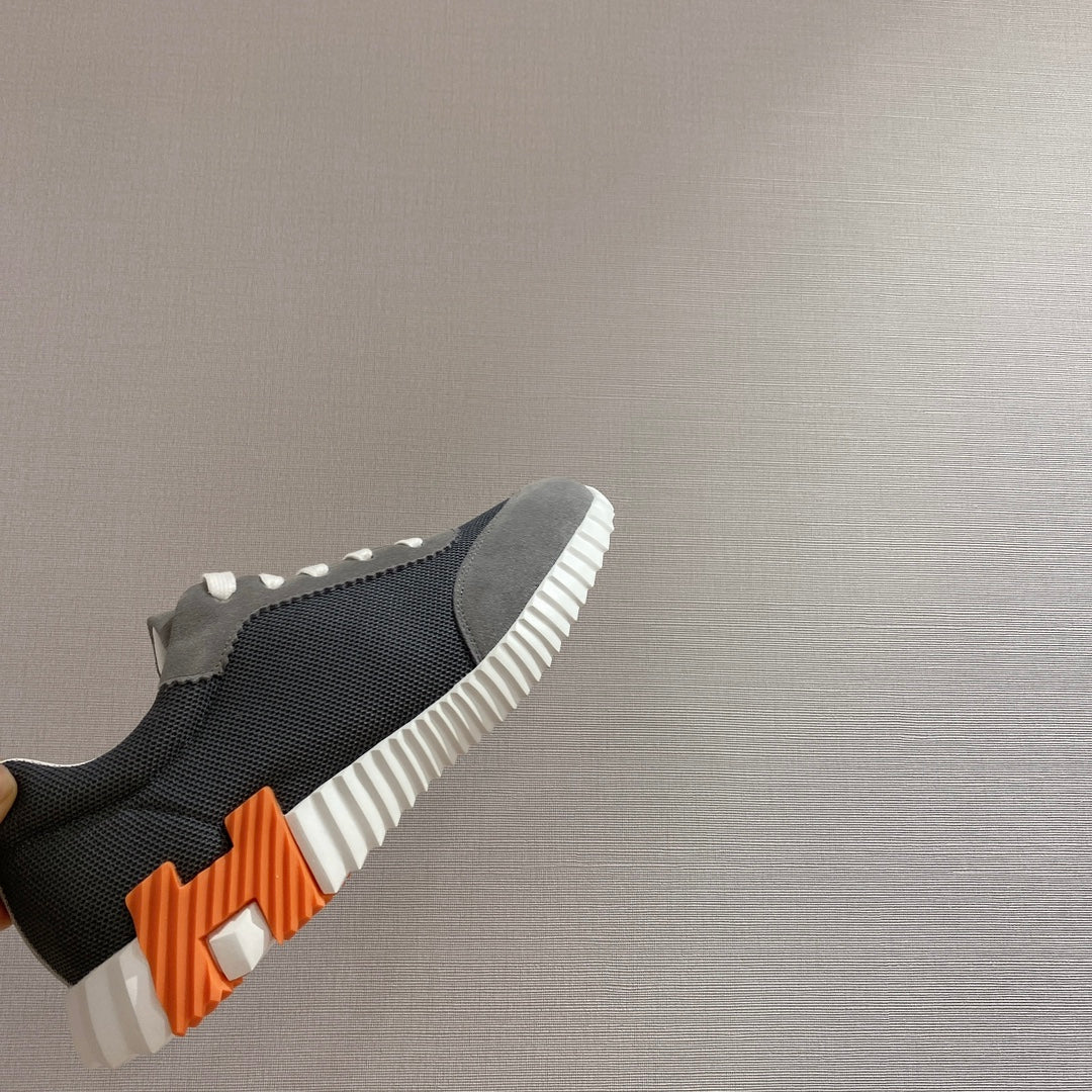 Весенняя коллекция Hermes 2022 — Спортивная повседневная обувь — Унисекс — Серый — 1