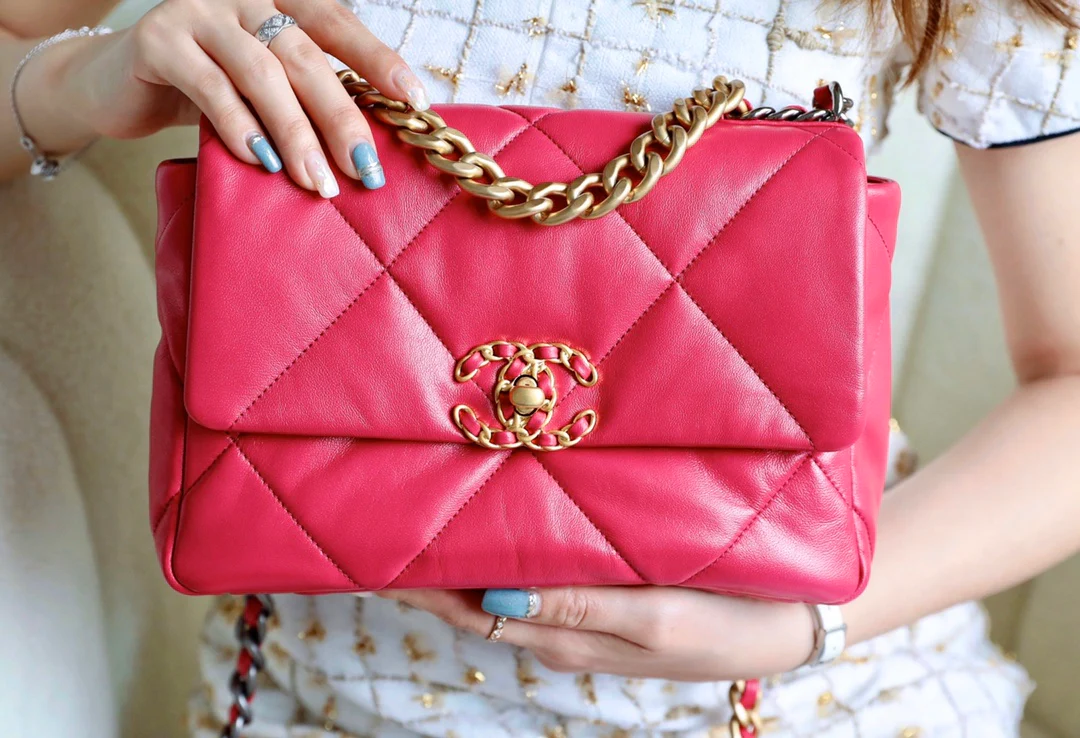 Сумка Chanel 19 - маленькая, розовая