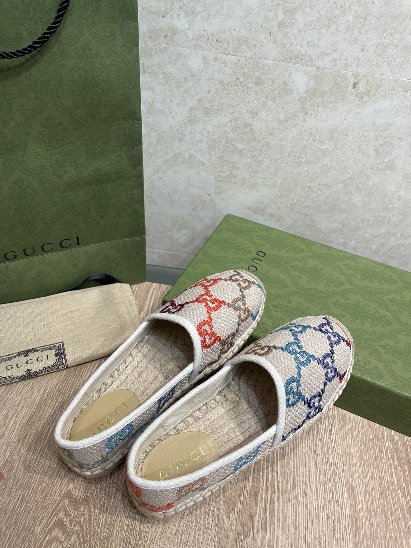 Gucci - Соломенные рыбацкие туфли