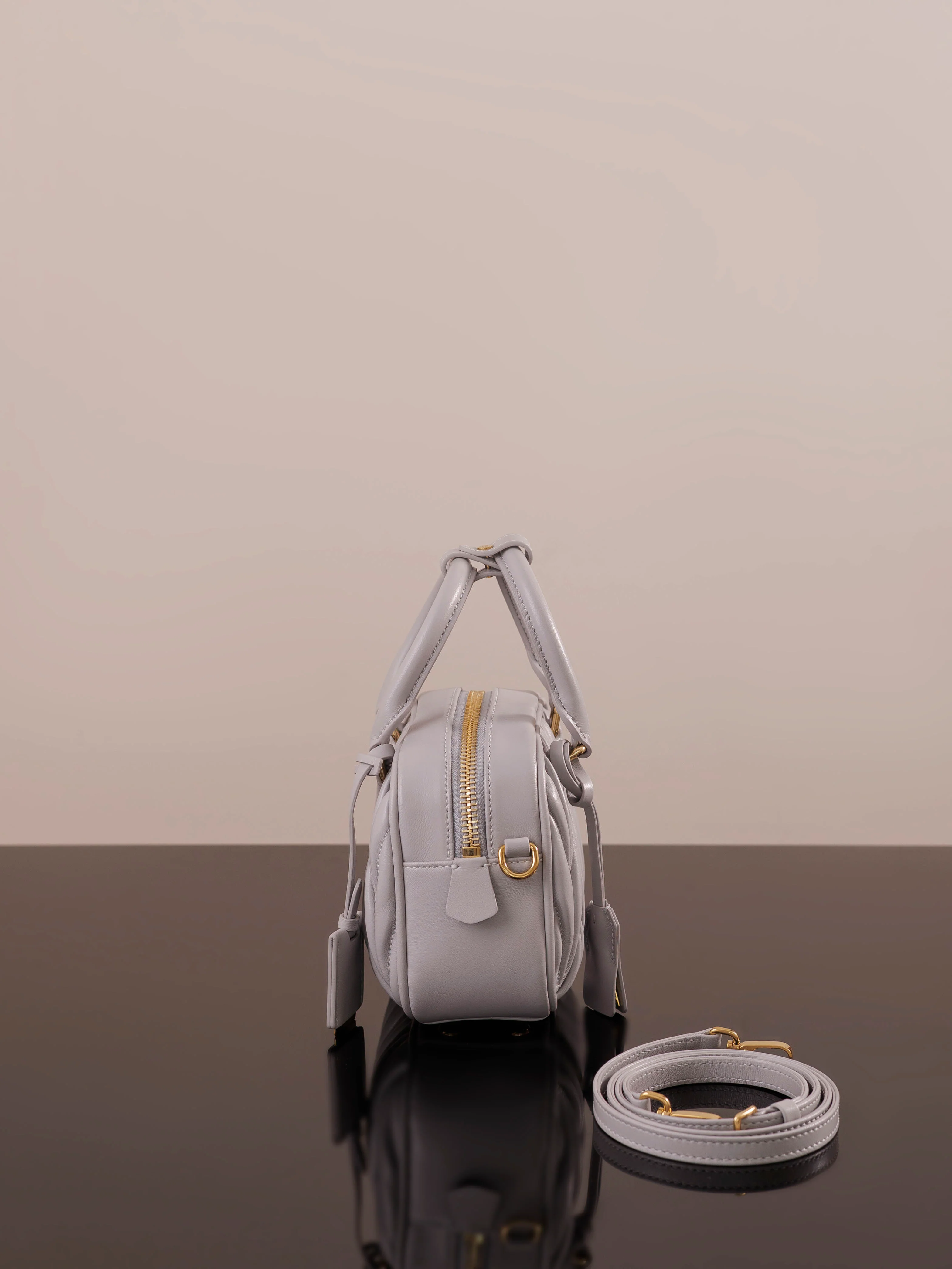 Miu Miu-5bb142m1200-??????-??????-Серый