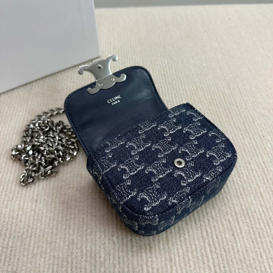 Мини-сумочка Celine Claude из денима на цепочке