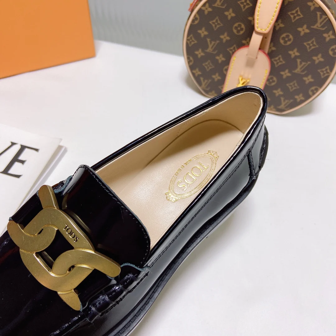 Лоферы на платформе Tods