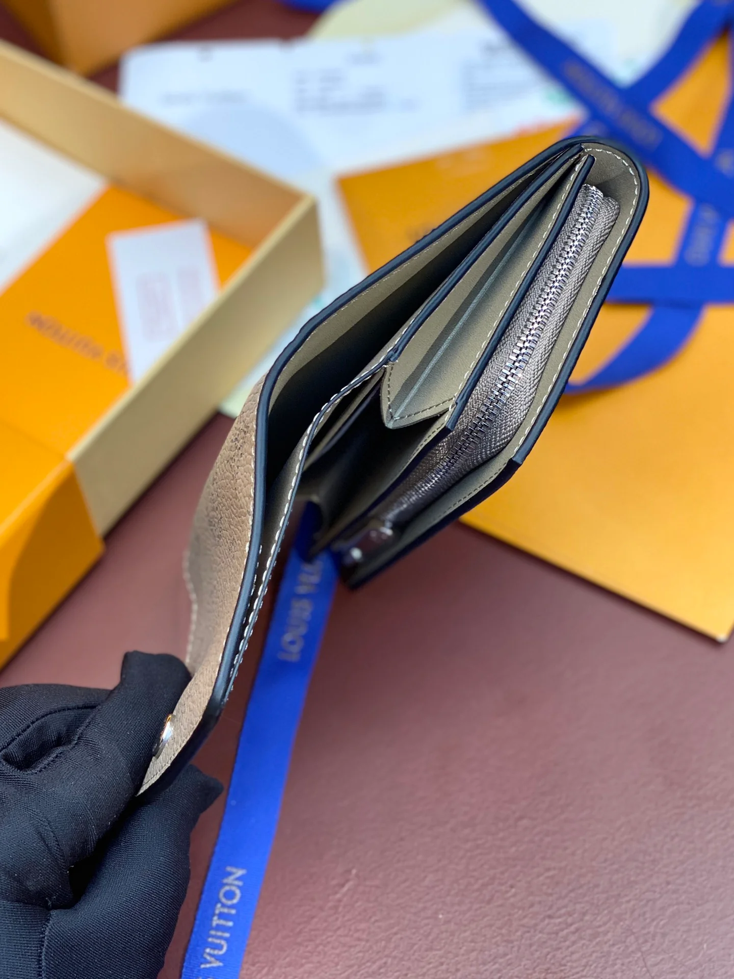 LV-m62542-iris-compact wallet-apricot