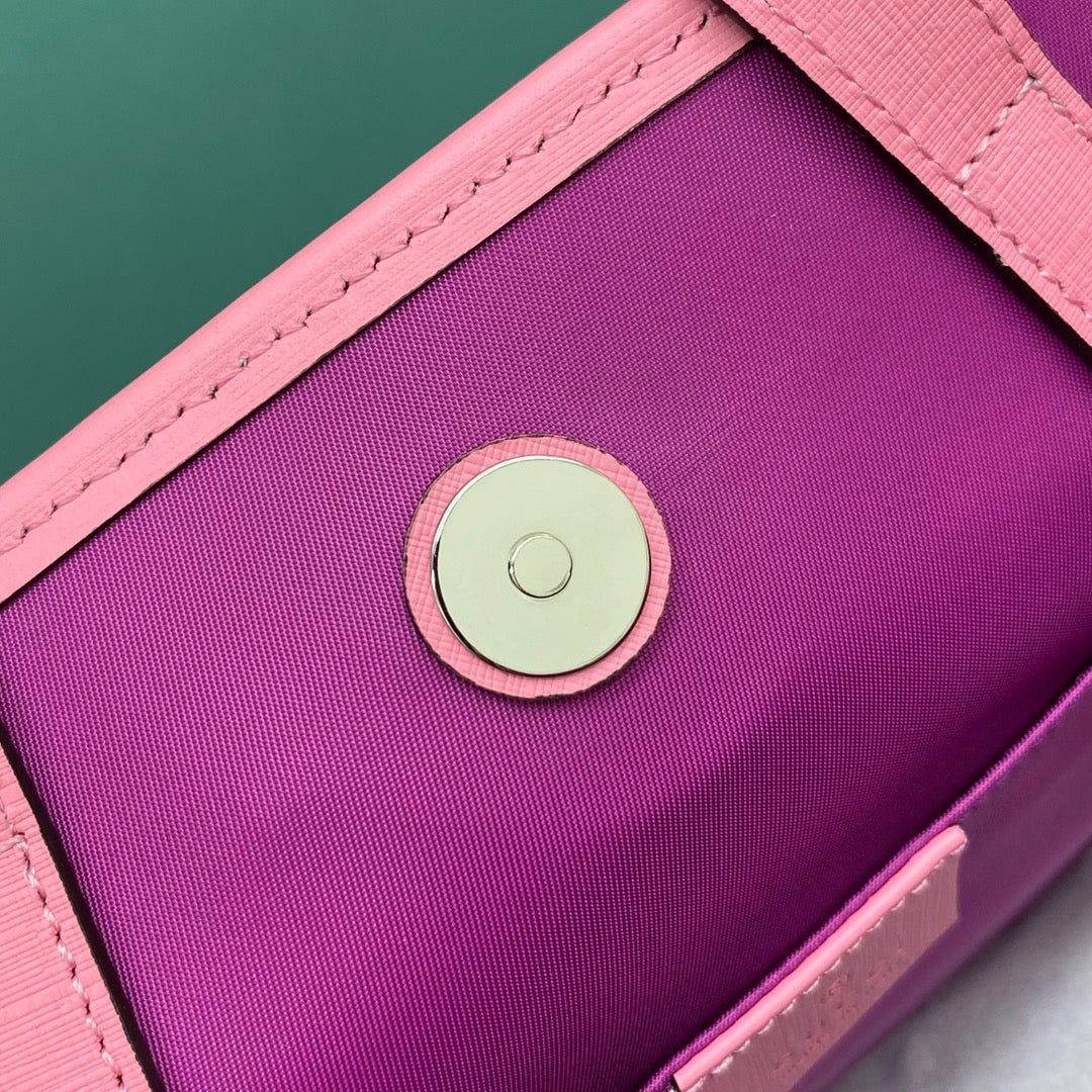 Gucci-夏季草莓购物袋