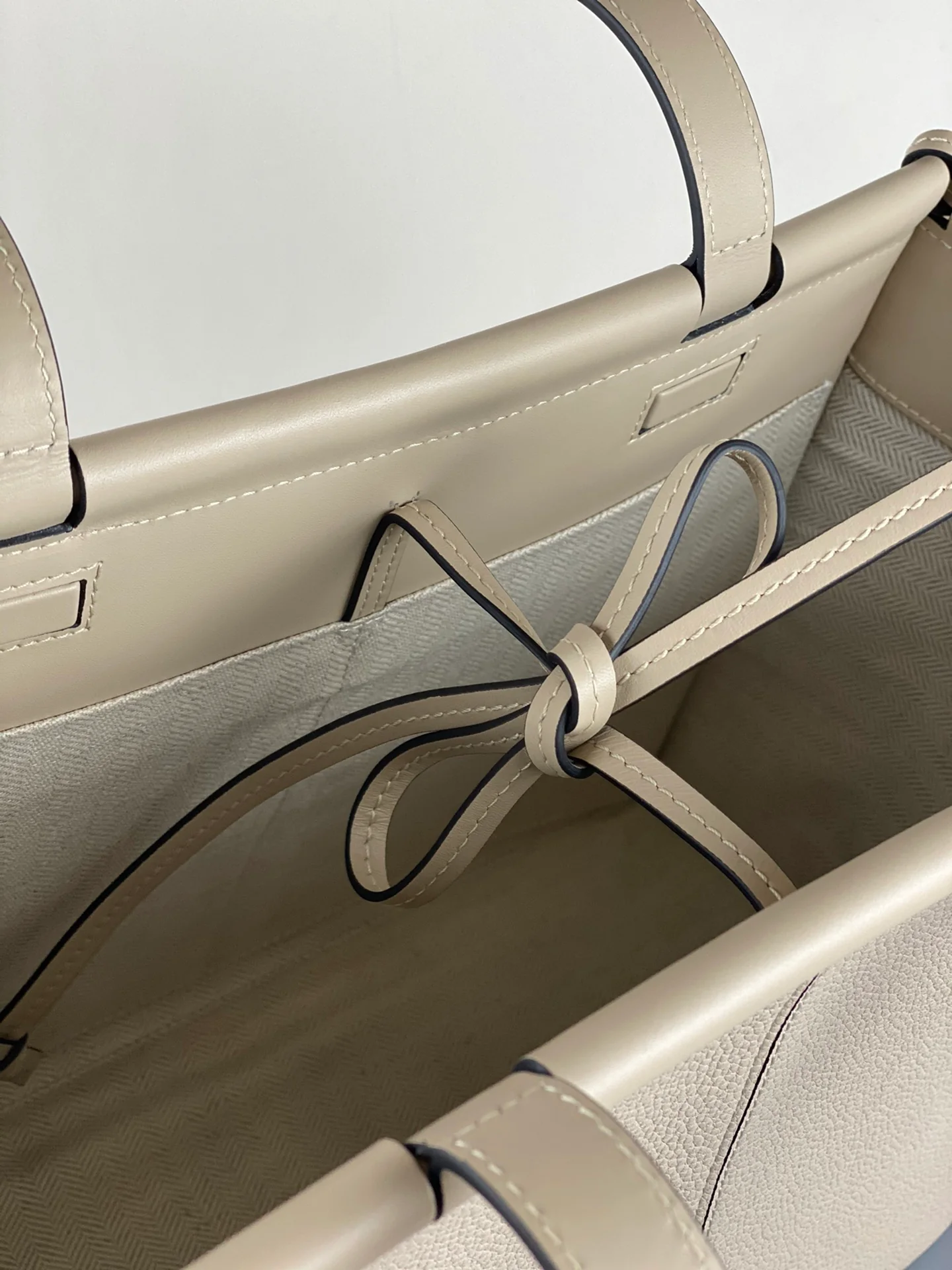 Сумка-подушка Loewe, маленькая, 1