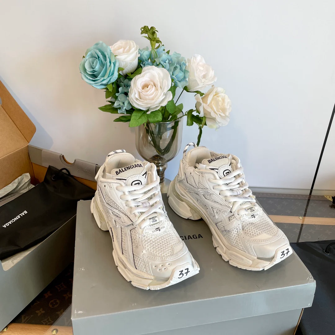 Кроссовки Balenciaga 7th Generation Retro Dad Sneakers - белые