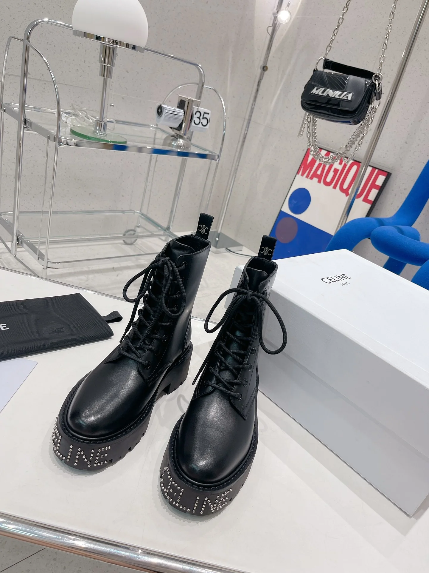 Celine - Новинка начала осени, размер 22 - Ботильоны на шнуровке с заклепками и буквами - Размеры 35-41