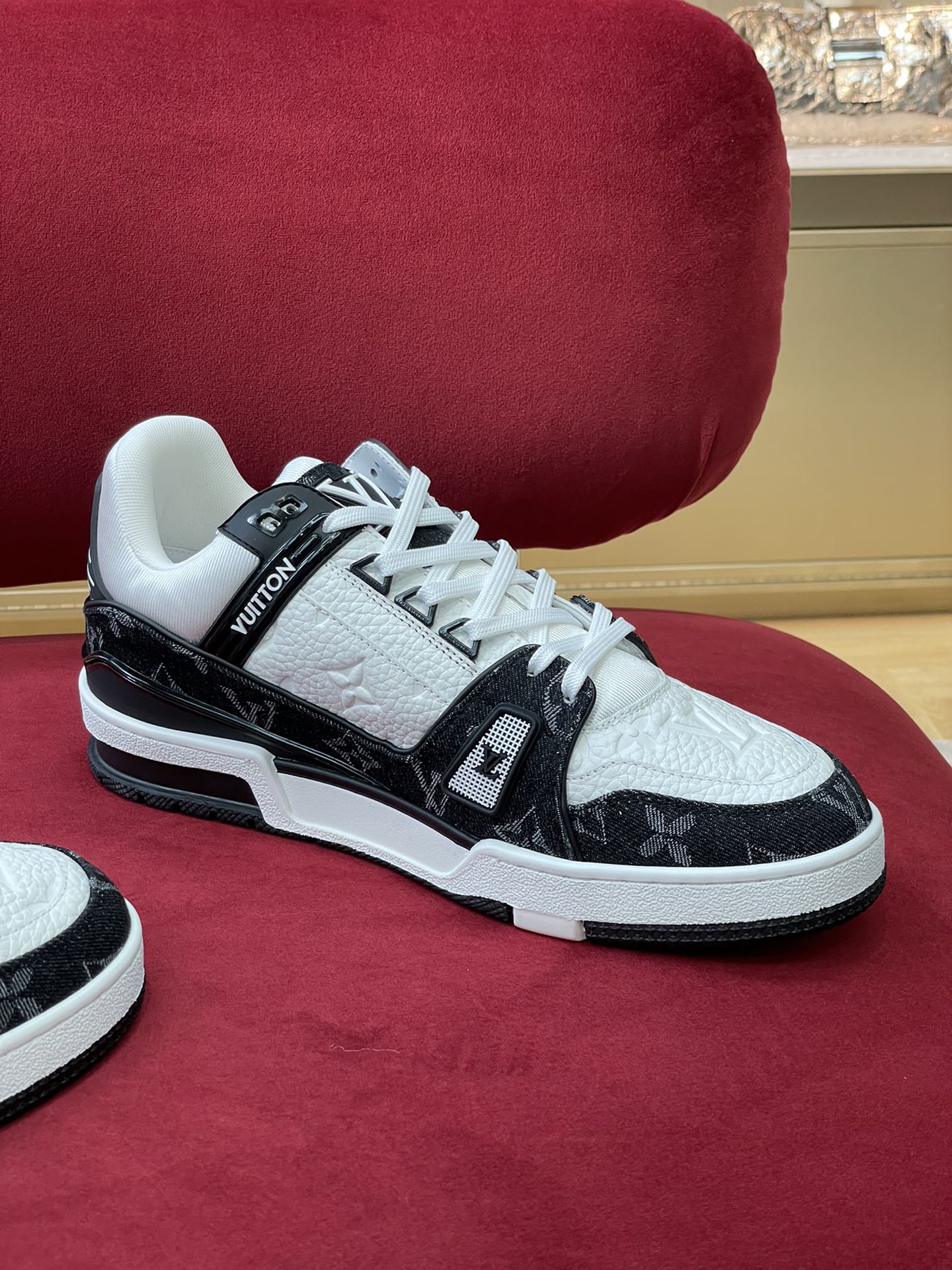 Кроссовки LV Trainer Series - Спортивная обувь - Унисекс - Бело-черные