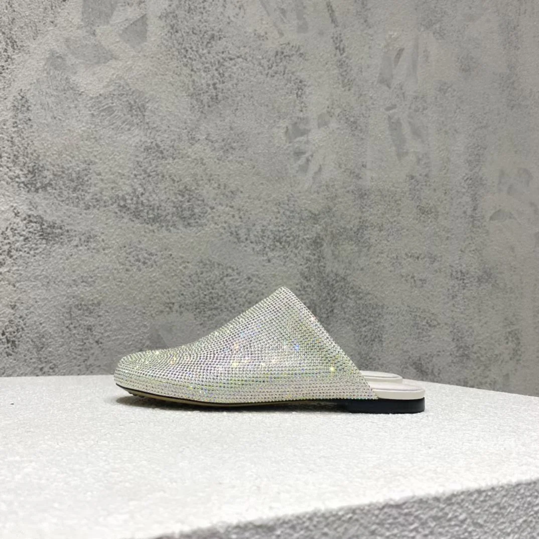 Официальный сайт BV-22s. Новинки осенне-зимнего сезона - лоферы с подошвой, украшенной стразами - 4 цвета в наличии.