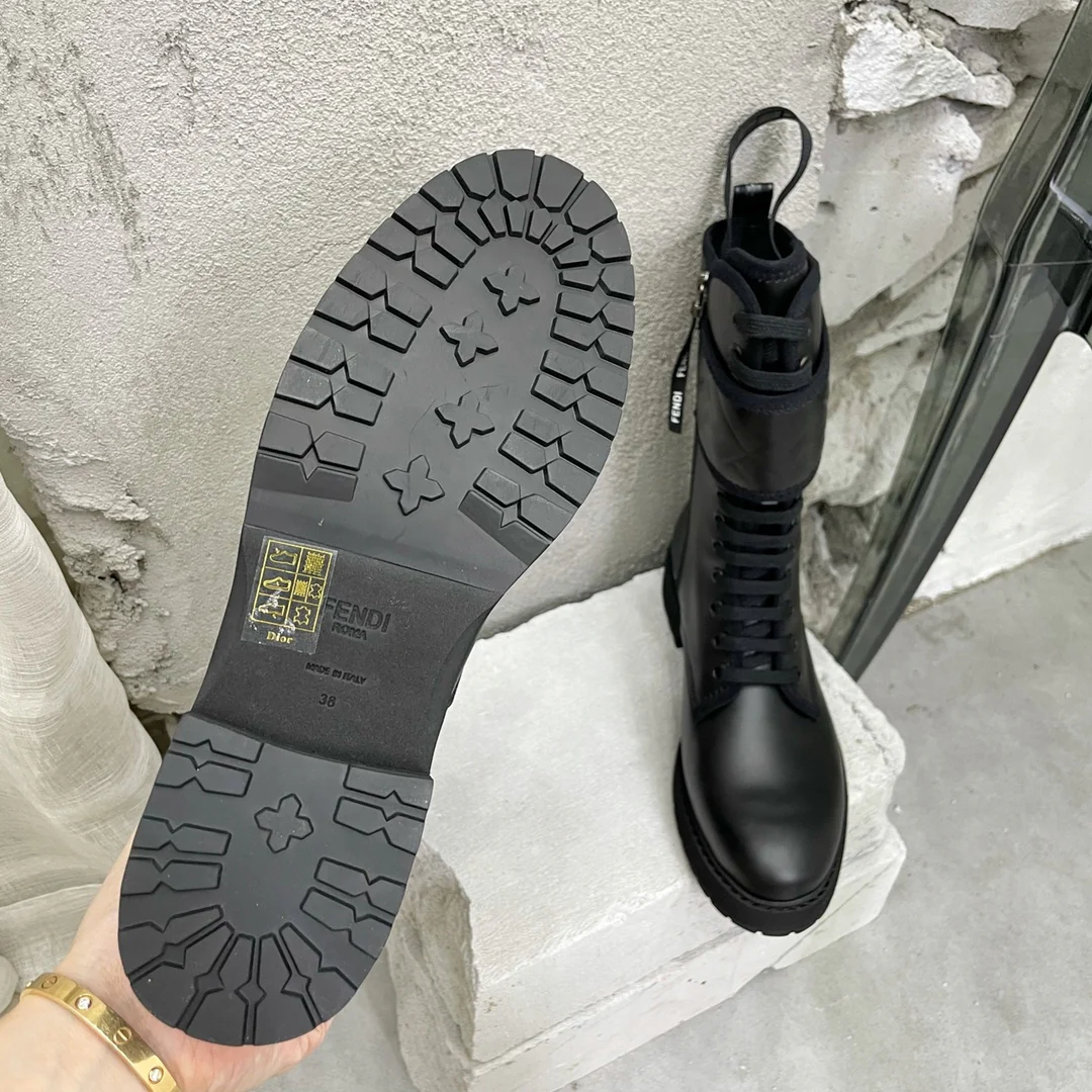 Fendi - Ботинки на шнуровке - Модель с анатомической формой 