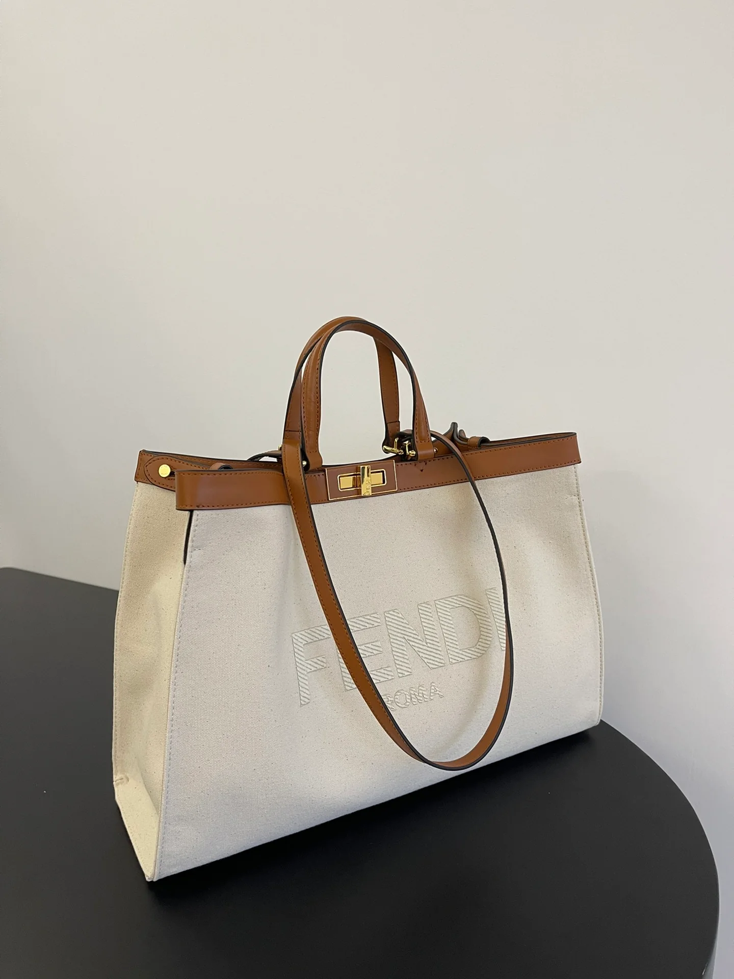 Холщовая сумка-тоут Fendi - цвет Off White