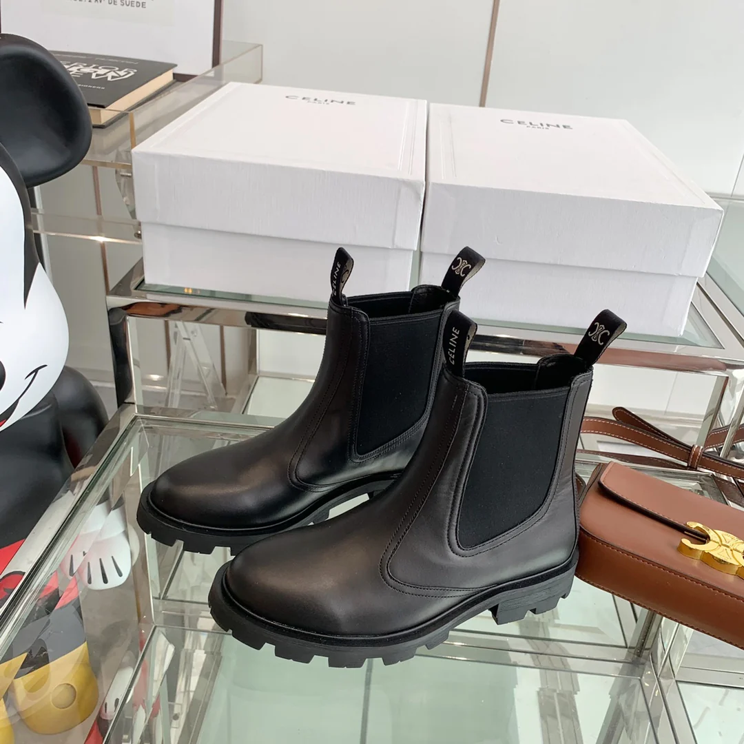 Новые сапоги Celine 2022 года