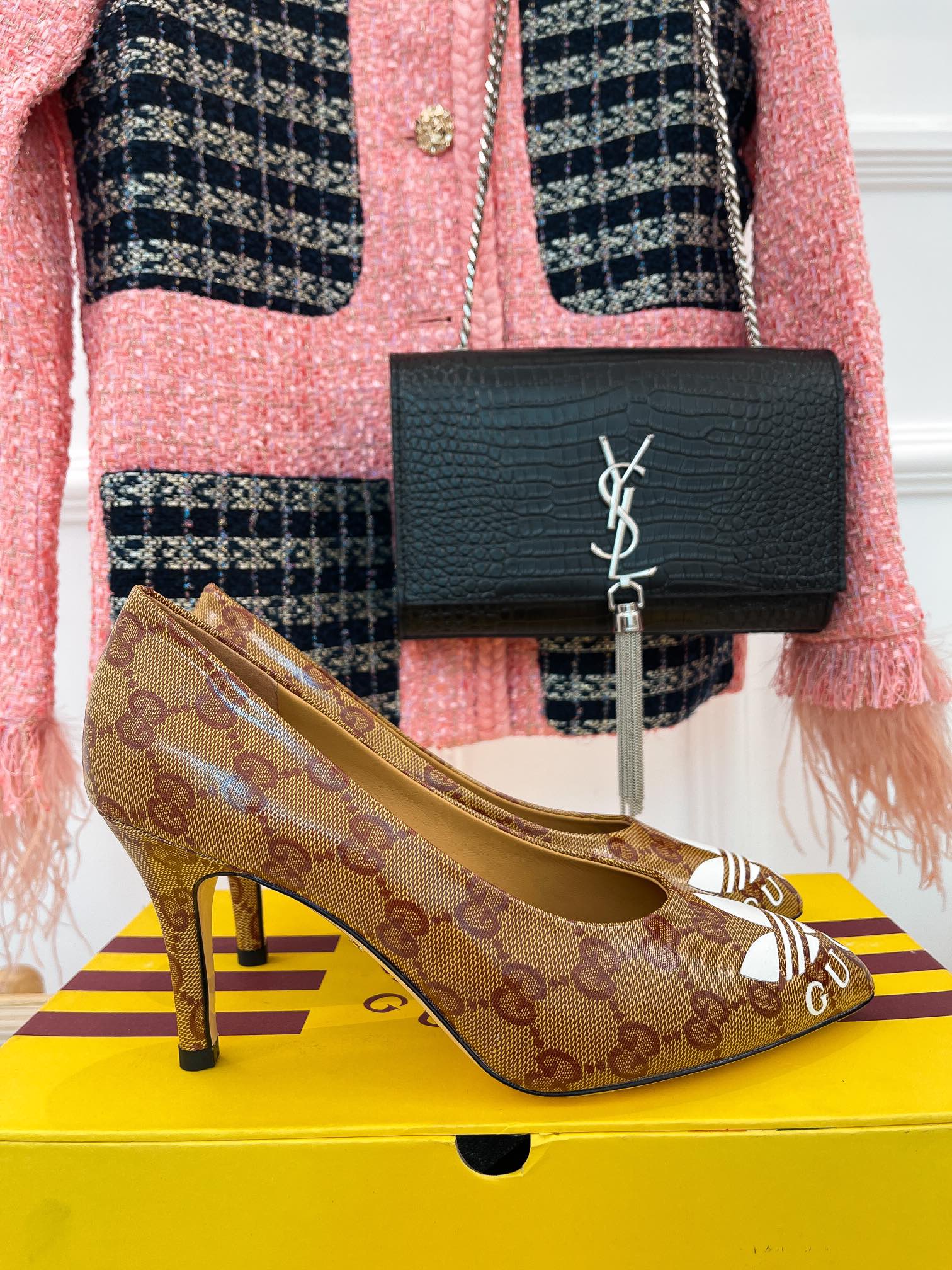 Новые поступления Gucci сезона начало осени 2022 — Туфли на высоком каблуке — Коллаборация — 1