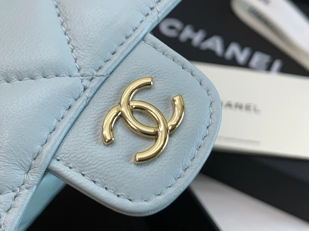 Мини-сумочка Chanel в виде коробки с ручкой - синяя