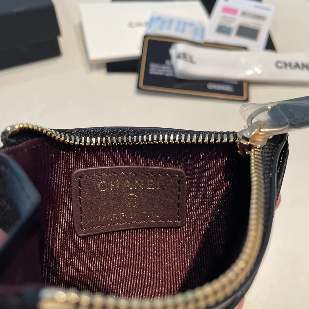 Chanel-经典CF 卡夹拉链钱包
