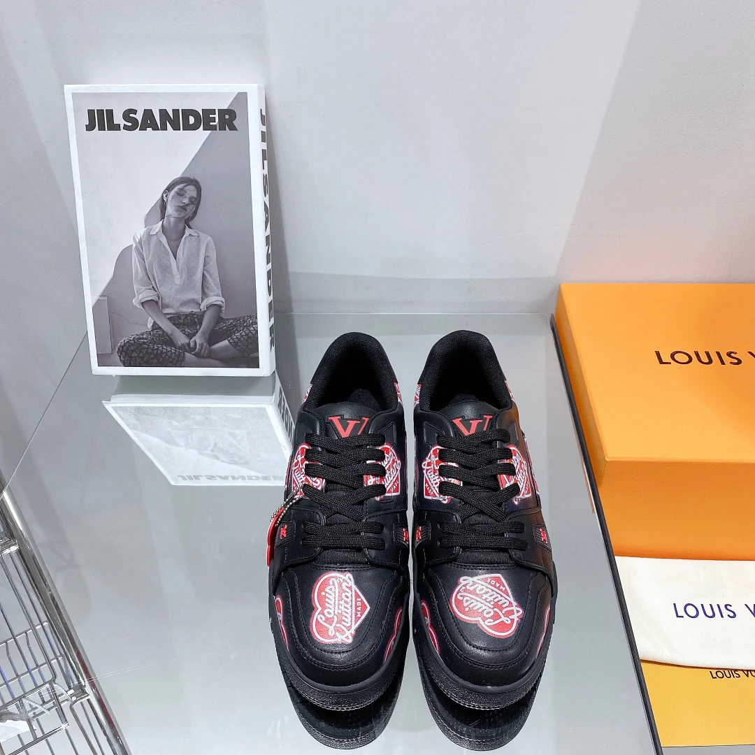 Обувь LV - кроссовки LV, стиль - парная модель - повседневная обувь - 1