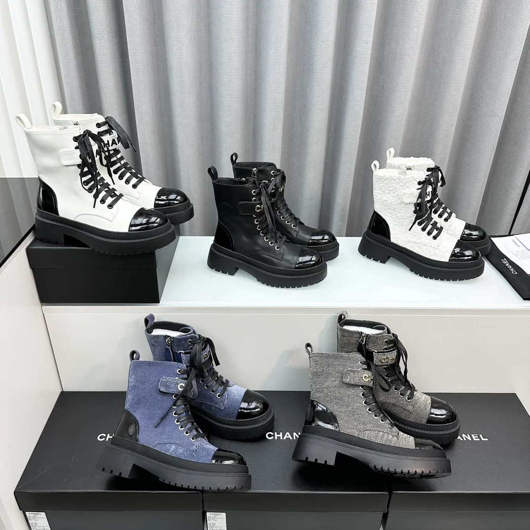 Новинка сезона осень/зима 2023 от Chanel - Ботильоны на шнуровке - Белые