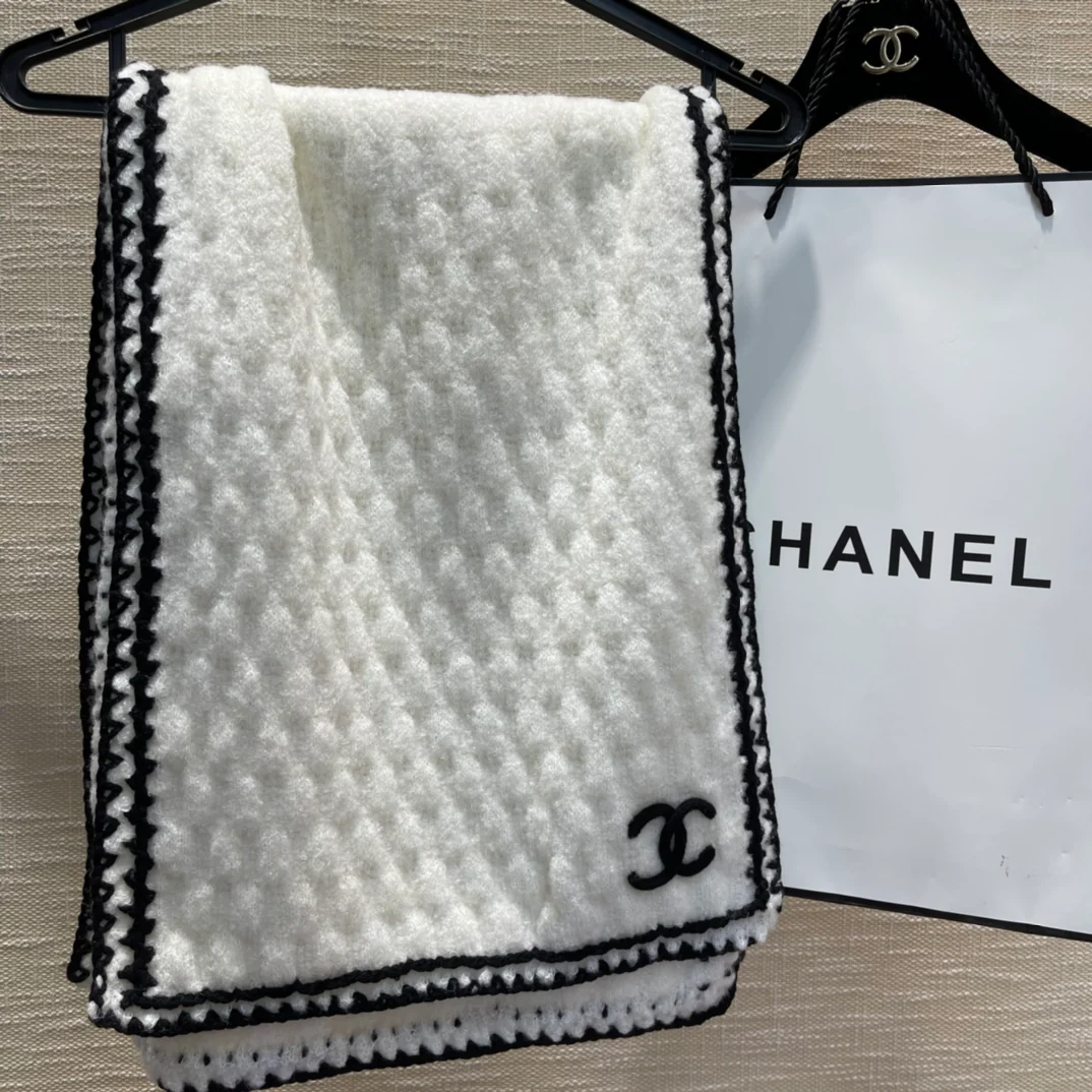 Шарф Chanel ручной работы - 59 - Шерсть - 26 - Кашемир - 15 - Шелк - Белый