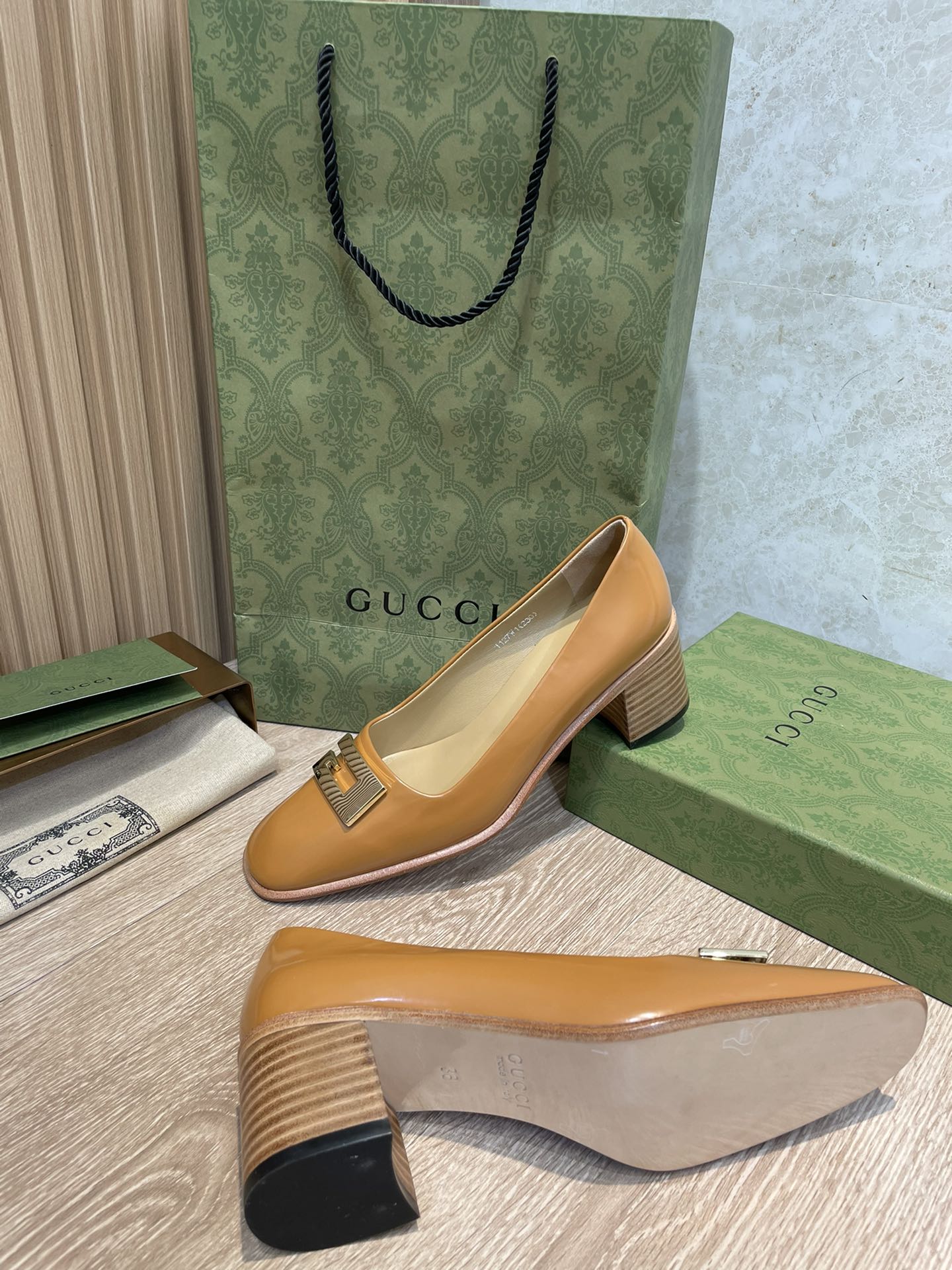 Gucci - 22 Ранняя весна - Ретро - Туфли на низком каблуке - 3