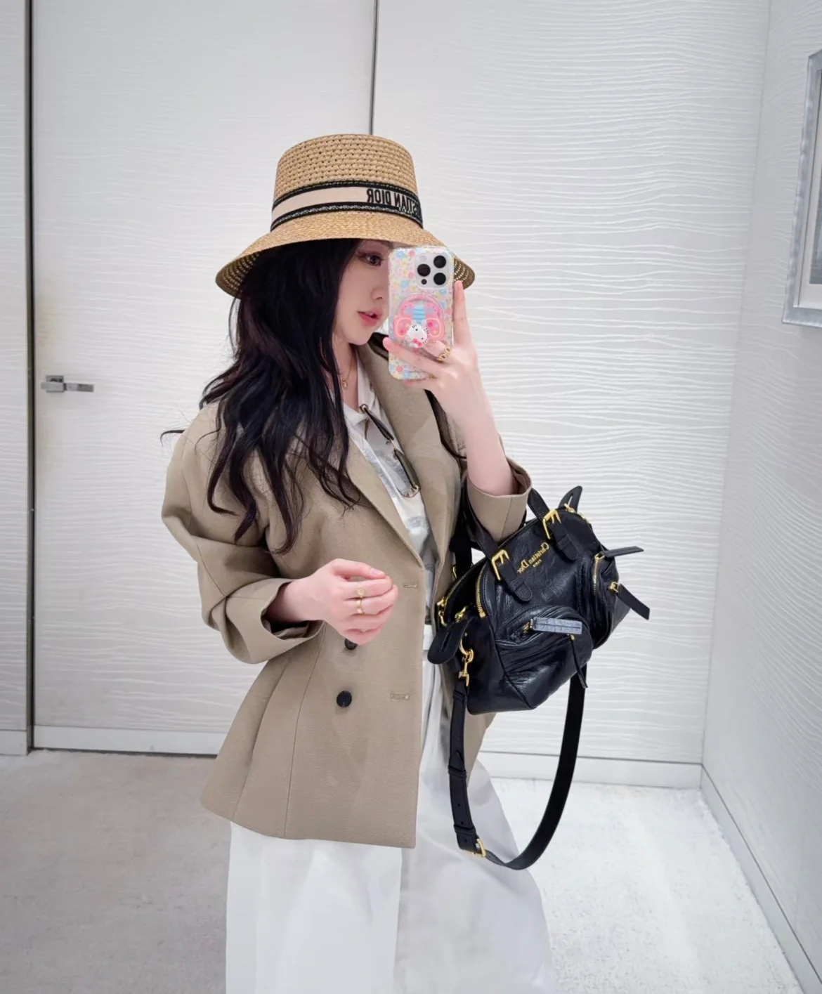 Маленькая сумка для боулинга Dior Grand Tour из вощеной кожи