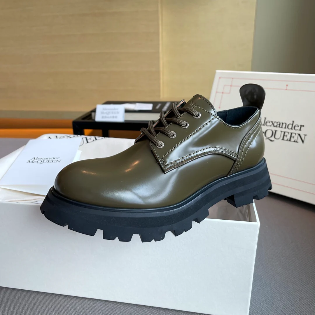 Лоферы на платформе McQueen - темно-зеленые