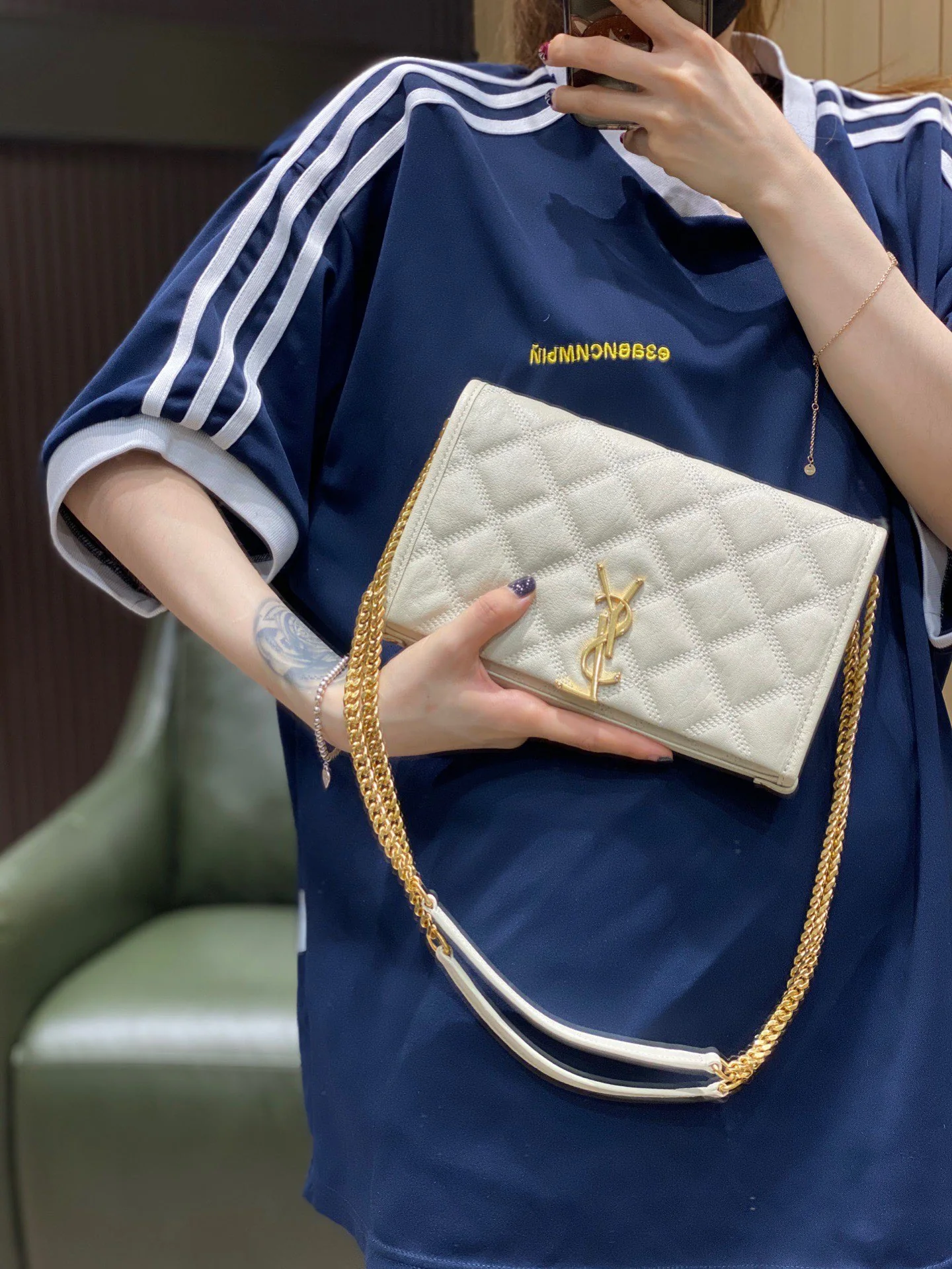 Сумка YSL-Becky из овечьей кожи с ромбовидной стёжкой и цепочкой