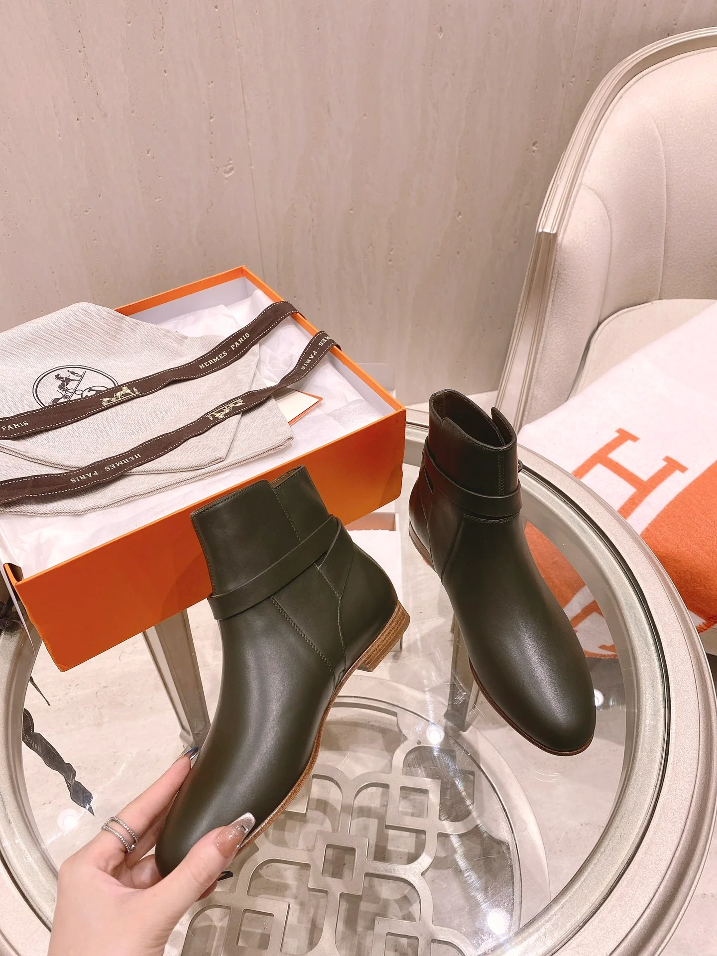 Ботильоны Hermes Kelly Buckle Collection - темно-зеленые