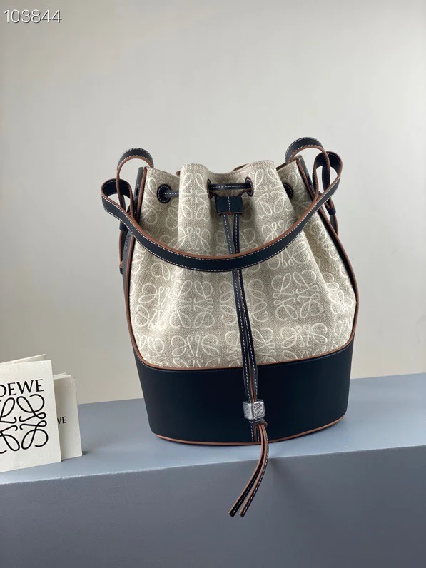 Loewe - Новая сумка-ведро из жаккардовой ткани