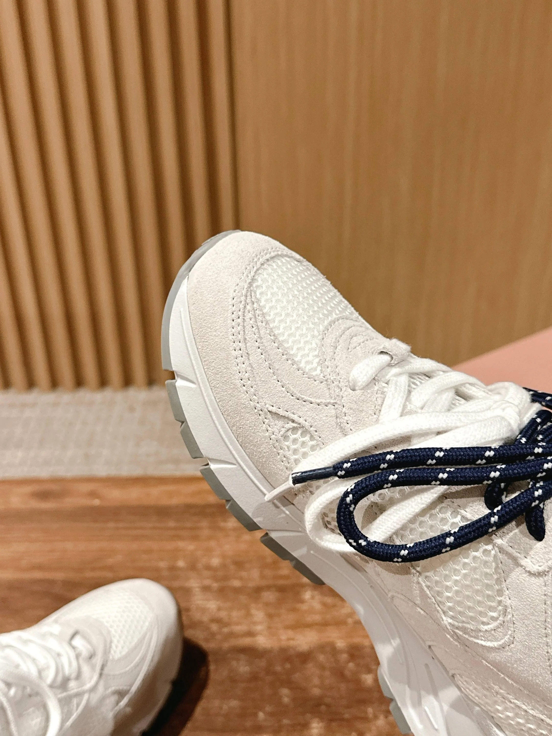 Miu Miu - Массивные туфли - Белые