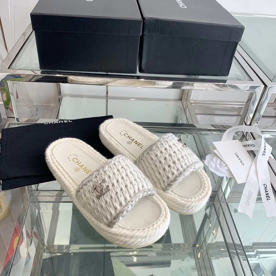 Chanel - Плетеные тапочки - Белые