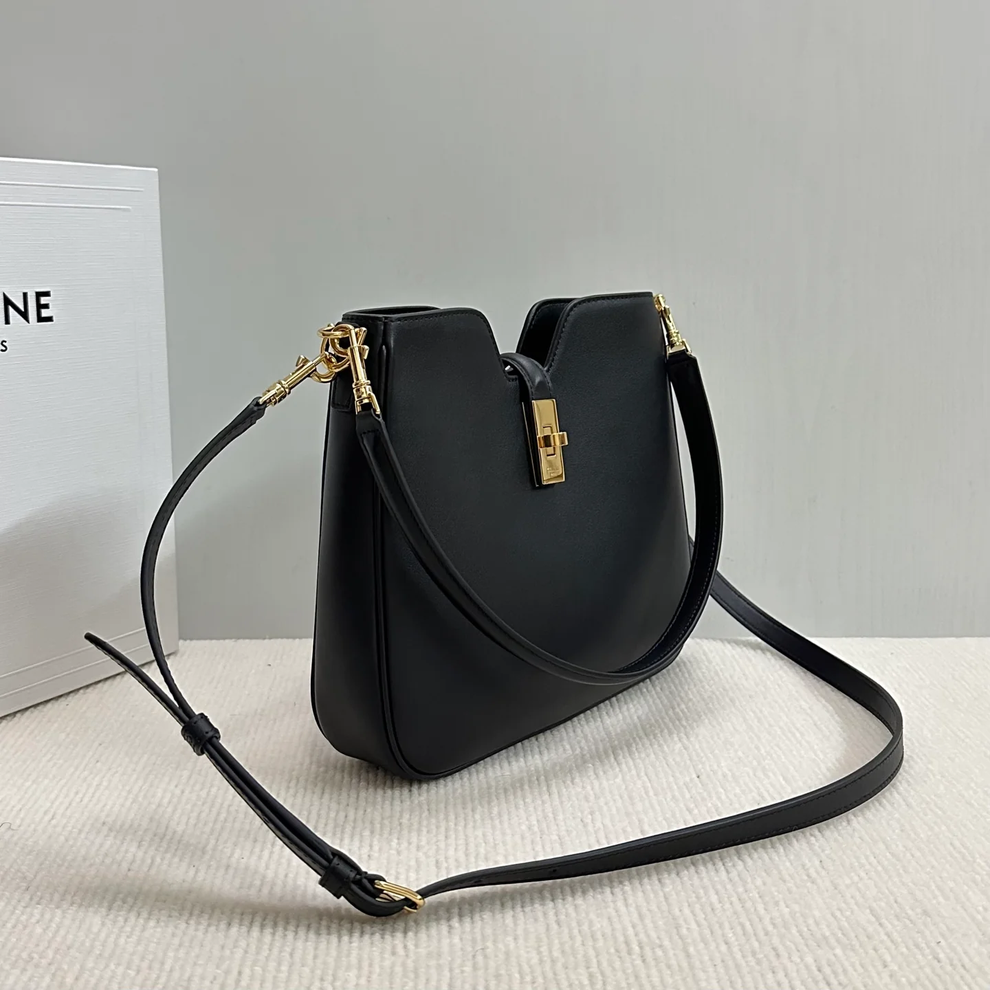 Селин Камиль 16, мягкая, маленькая, черная