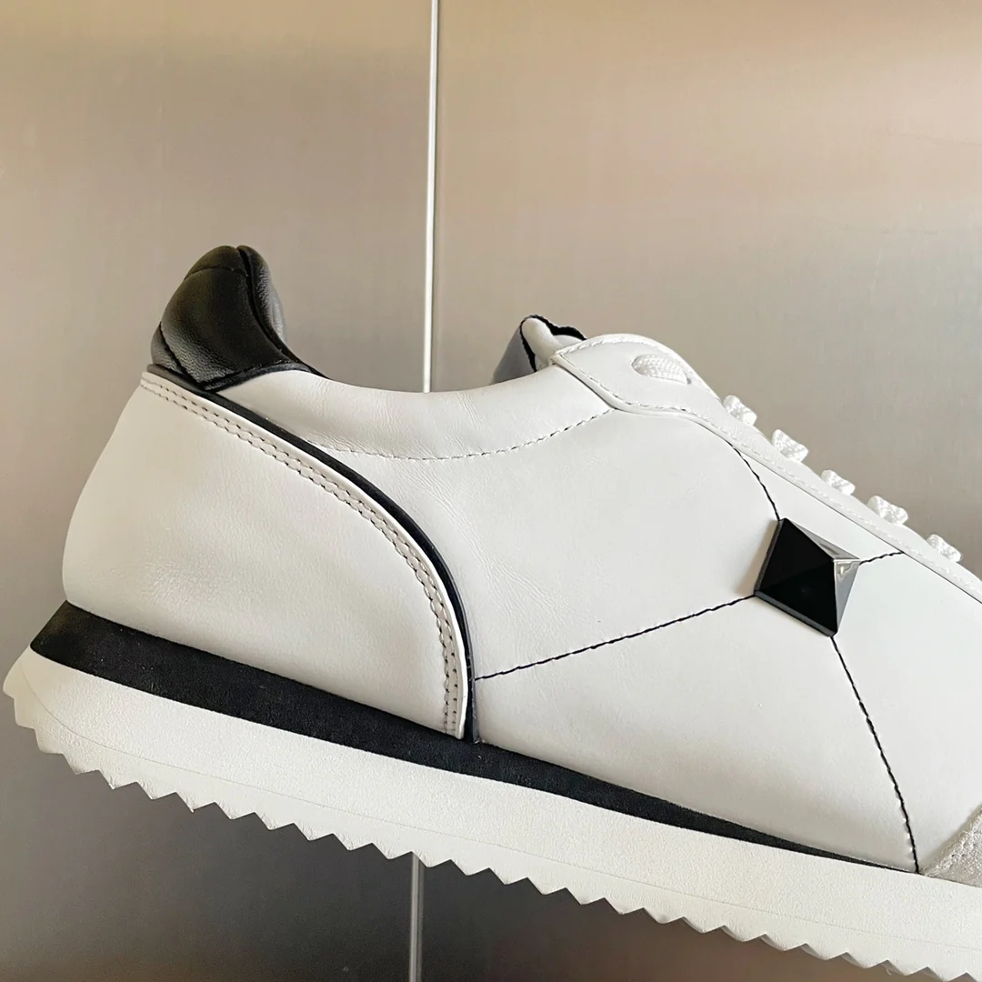 Спортивные повседневные туфли Valentino с заклепками - для пар - черная отделка