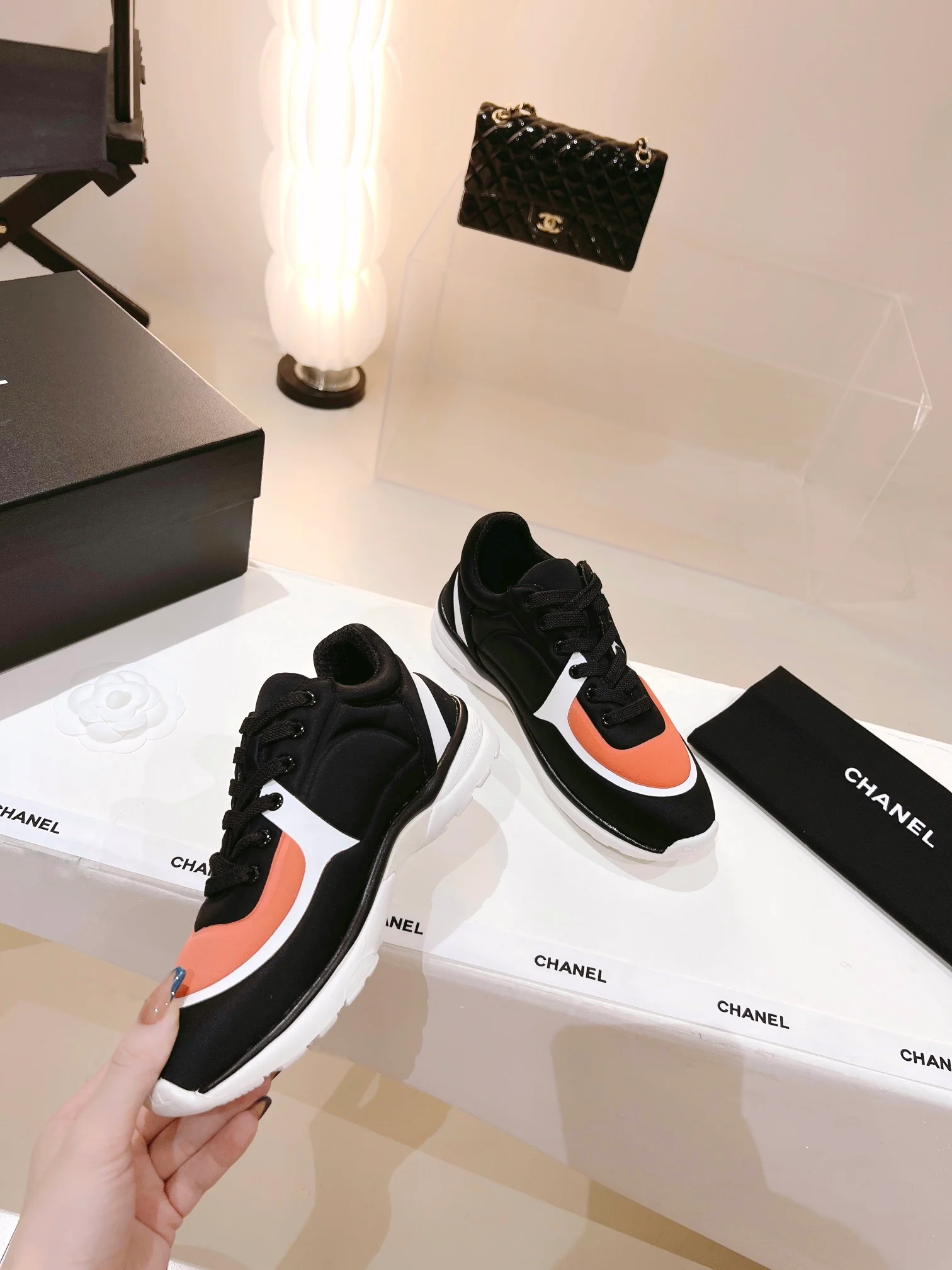 Chanel - Спортивные повседневные туфли - Черно-розовые