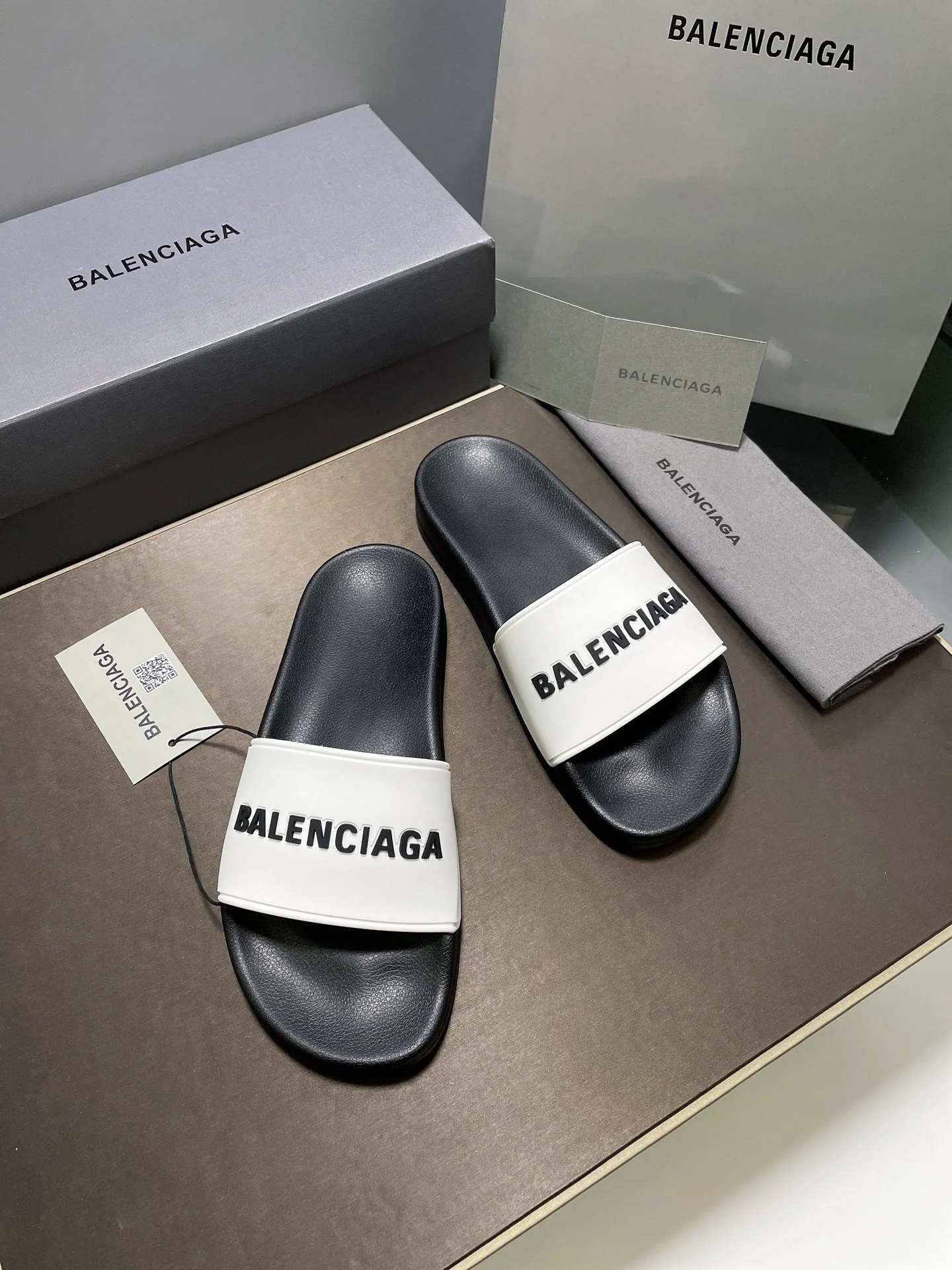 Balenciaga - Новая модель 2022 года - Тапочки с эффектом памяти и улучшенной упругостью - 7