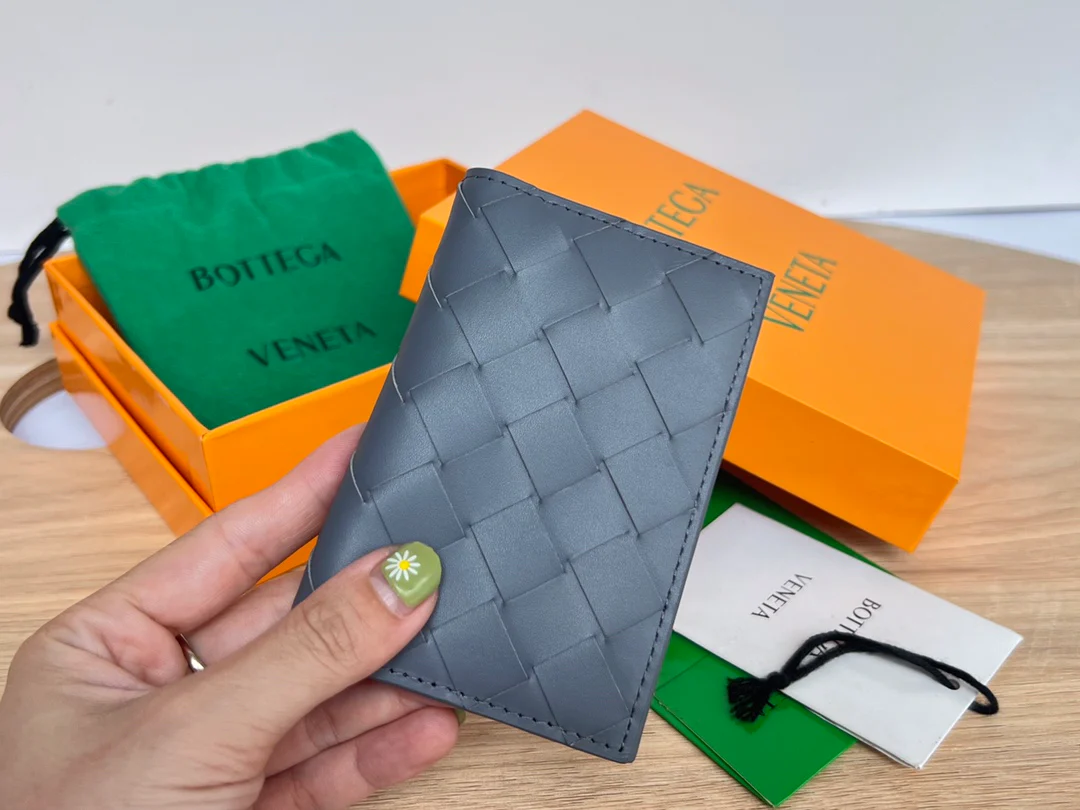 BV-中格 编织 卡夹 卡包 牛皮 11x7.5cm