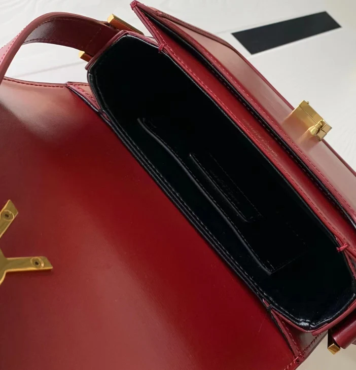 Коробка YSL Saint Laurent, булочка из тофу, большая, винно-красная, 1 шт.