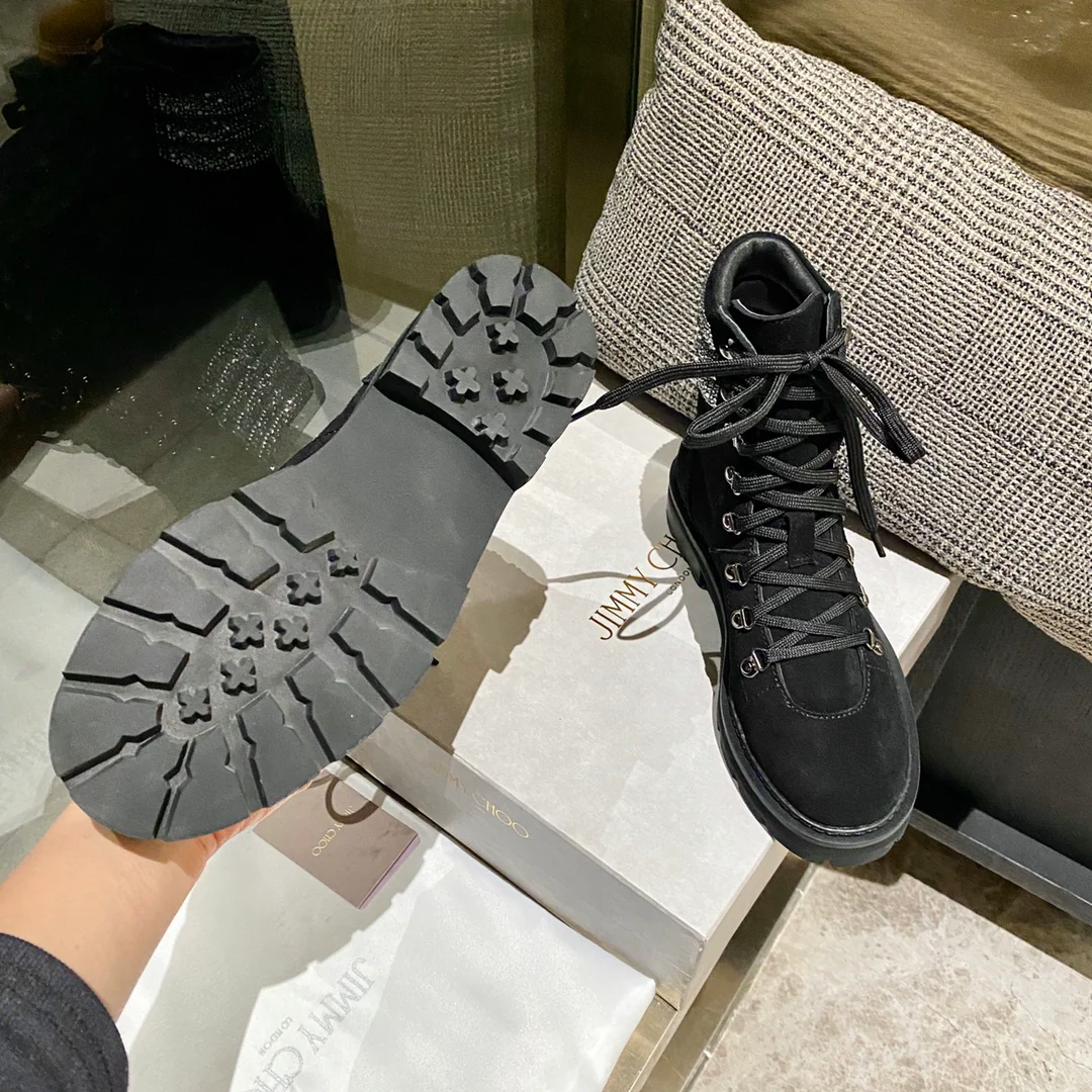 Новинка сезона осень/зима 2022 от Jimmy - Ботинки Martin со стразами - Черные