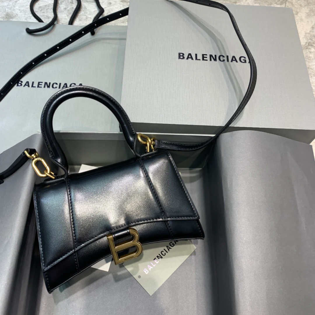 Сумка Balenciaga Hourglass, размер XS, черная, из гладкой кожи - 1 шт.