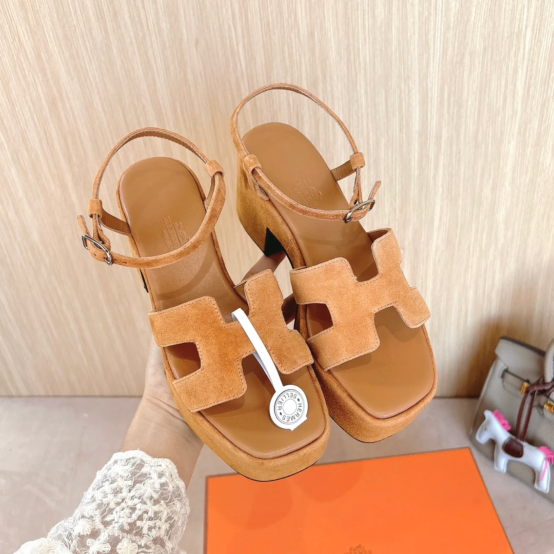 Босоножки на высоком каблуке Hermes 2024 из флиса - Кофейно-коричневые