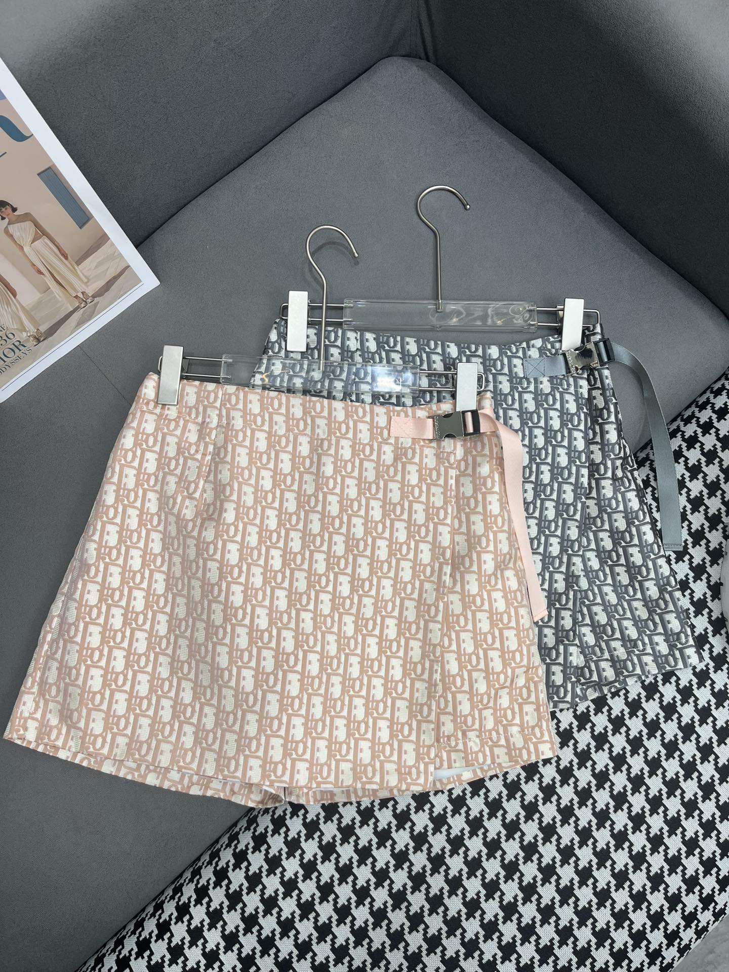 Новая коллекция Dior 2403-24ss Весна/Лето: шорты и юбка - оранжевые