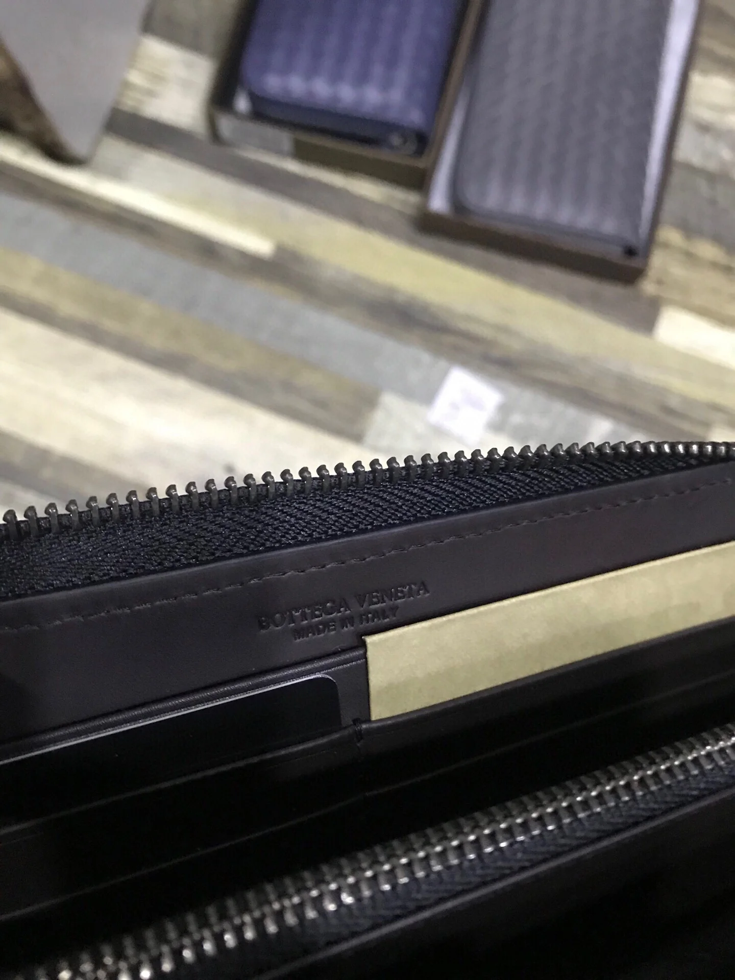 BV 拉链长夹-意大利原厂胎牛皮