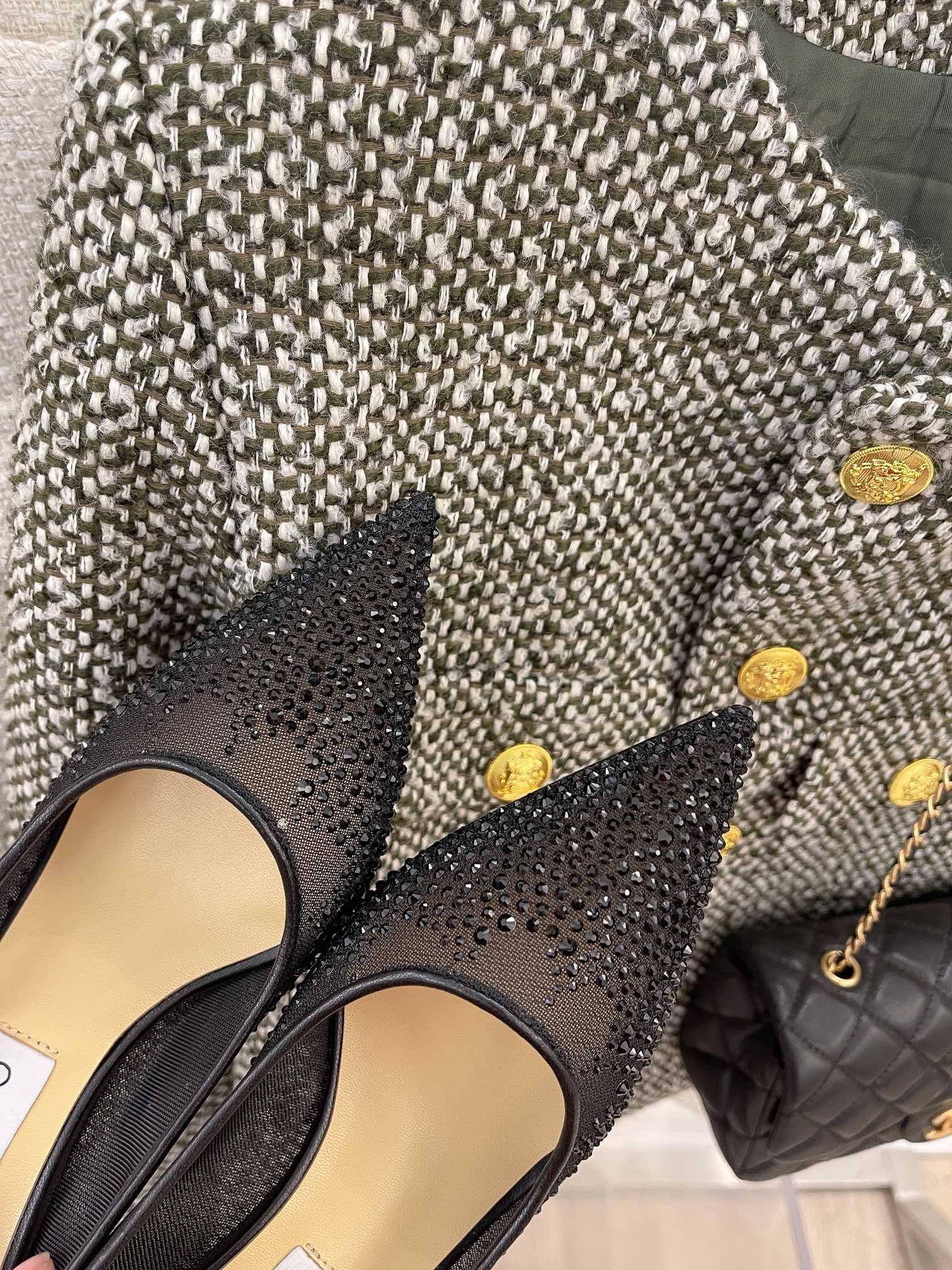 Jimmy - Туфли на высоком каблуке с сетчатой ??отделкой и стразами - Черные